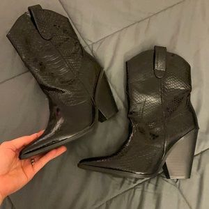 Paten leather cowgirl boots